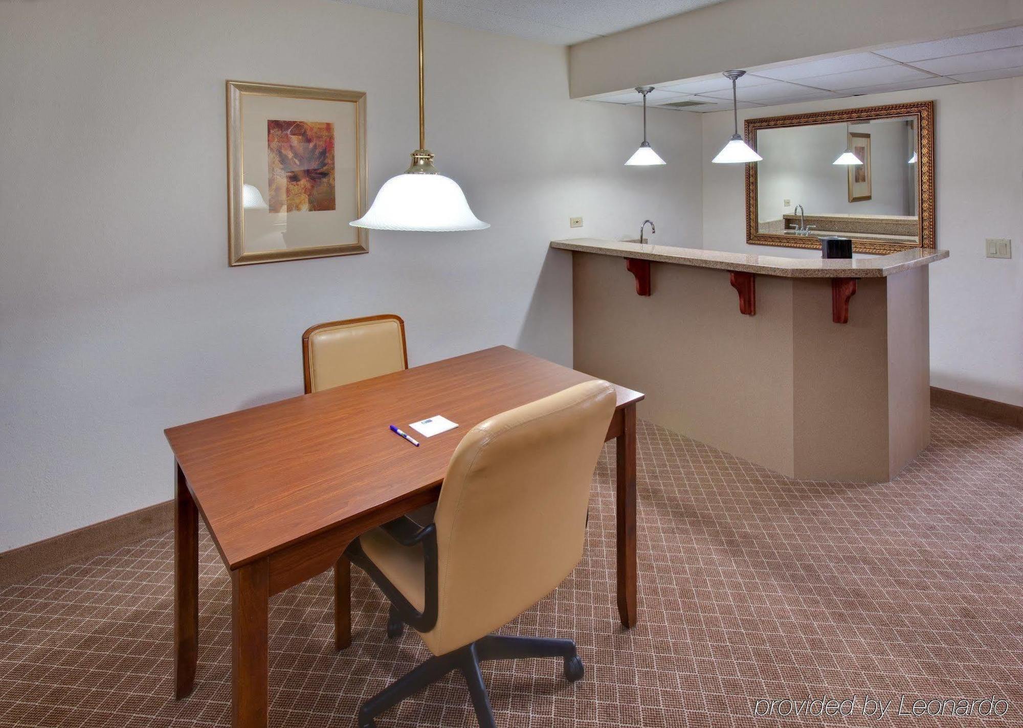 Holiday Inn Express Chicago Nw - Arlington Heights By Ihg Ruang foto